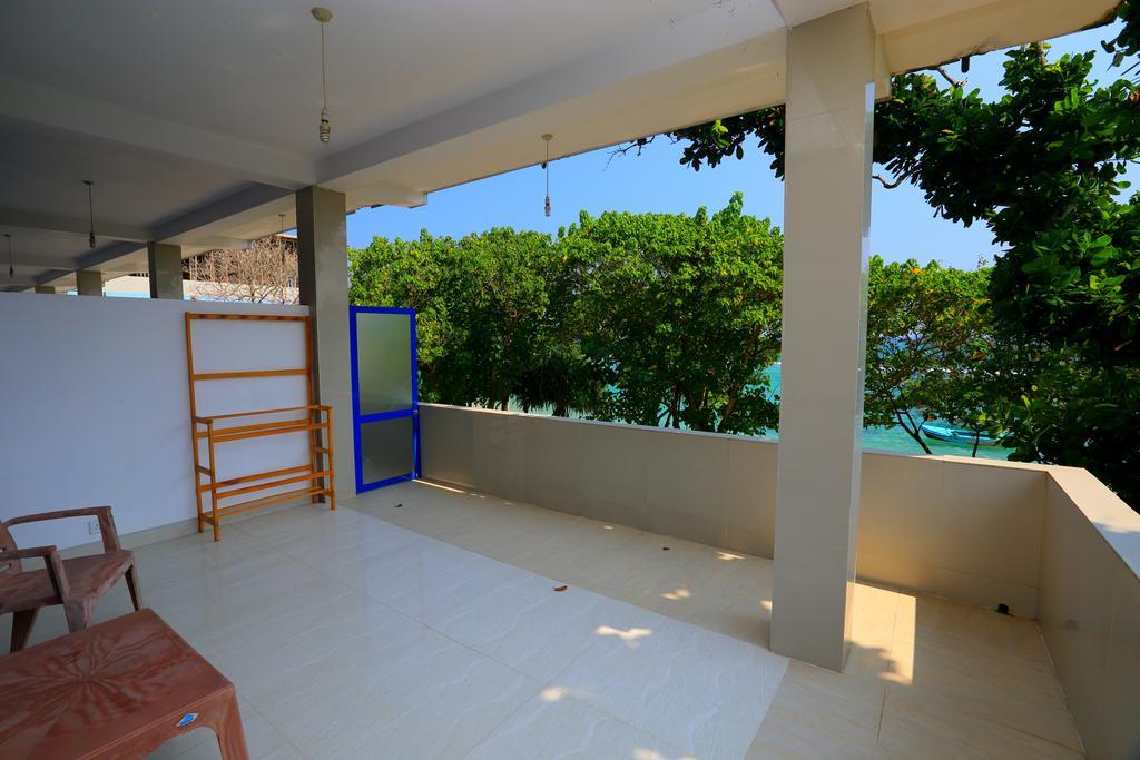 Paradise Beach Resort & Diving School Мирисса Экстерьер фото