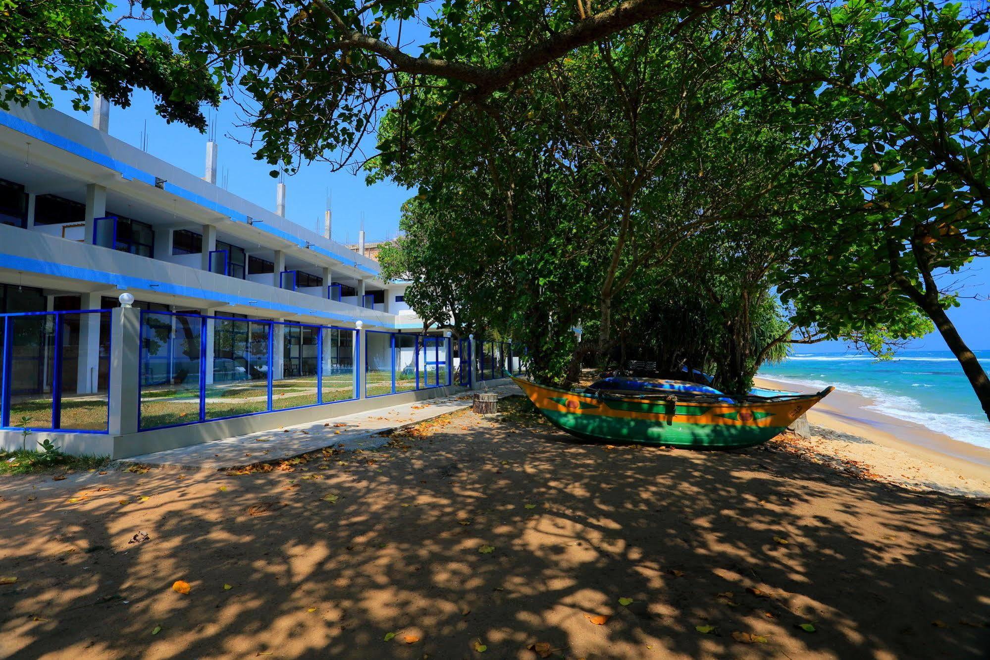 Paradise Beach Resort & Diving School Мирисса Экстерьер фото